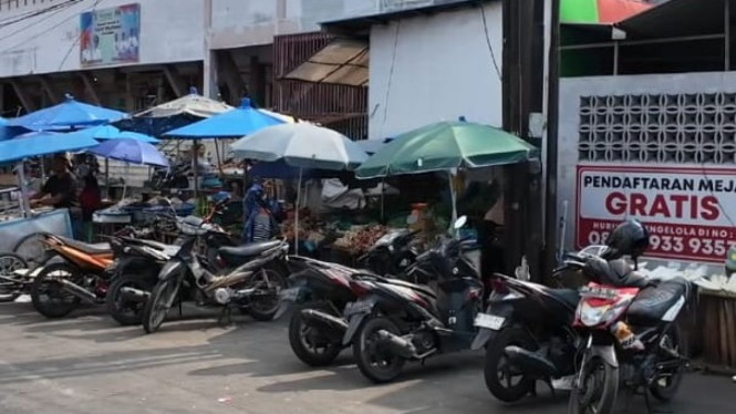 Pedagang Pasar Akik Dukung Pembangunan Pembatas.