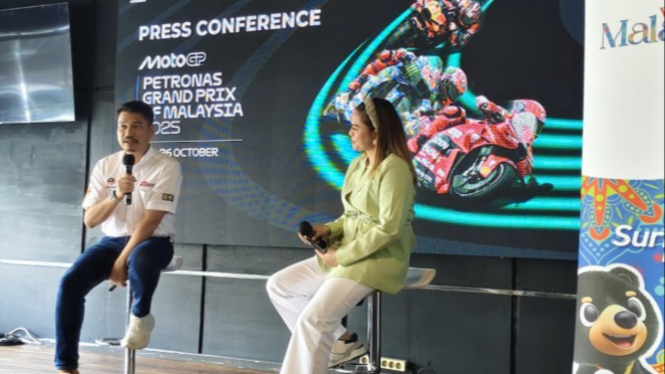 CEO Petronas SIC, Azhan Shafriman Hanif saat konferensi pers di Kota Medan.
