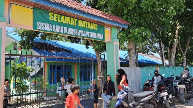 Sekolah MTs Al-Washliyah Petumbukan, Kabupaten Deli Serdang.
