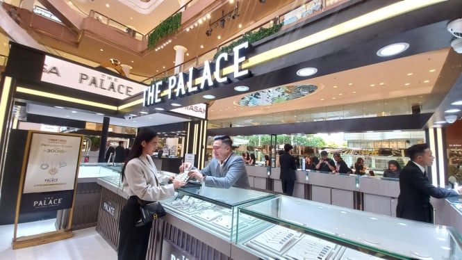 The Palace Jeweler gelar Panas Halu di Sun Plaza Medan.