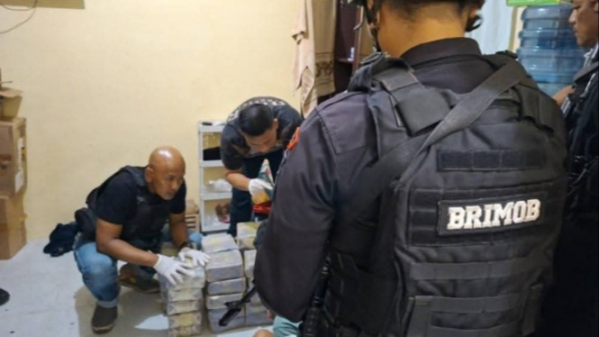 Brimob Polda Sumut dan BNNP Sumut ungkap jaringan narkoba dan menyita 36 kg sabu.