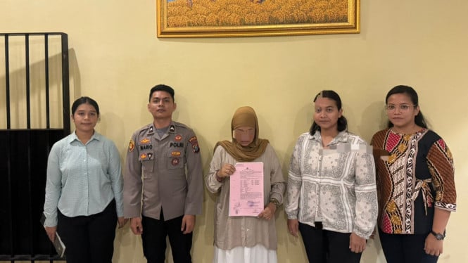 RZ, seorang agen saat diamankan Polda Sumut.