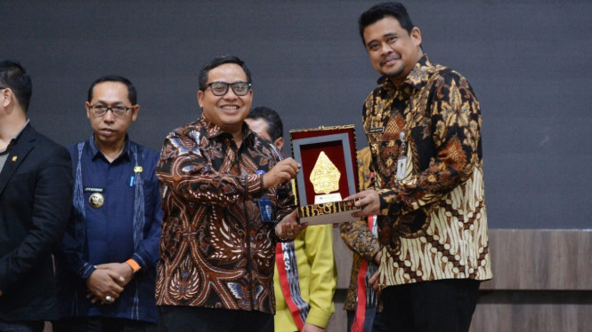 Gubernur Sumut, Bobby Nasution.