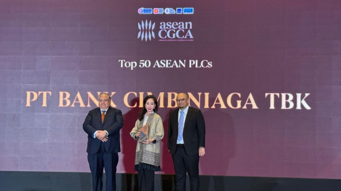 CIMB Niaga kembali raih penghargaan.