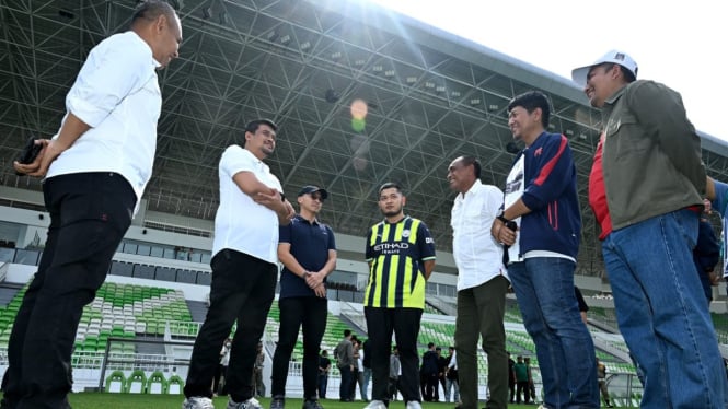 Gubernur Sumut, Bobby Nasution tinjau Stadion Utama Sumut.
