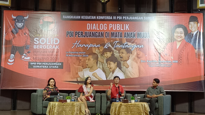 Dialog publik PDI Perjuangan di Mata Anak Muda.