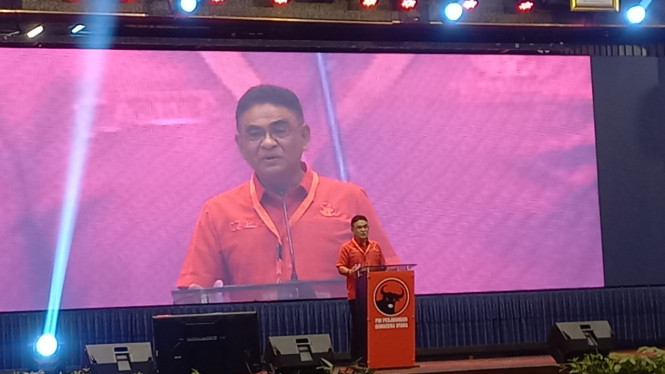 Ketua DPP PDI Perjuangan Bidang Keanggotaan dan Organisasi, Andreas Hugo Pareira di Konfreda PDIP Sumut.