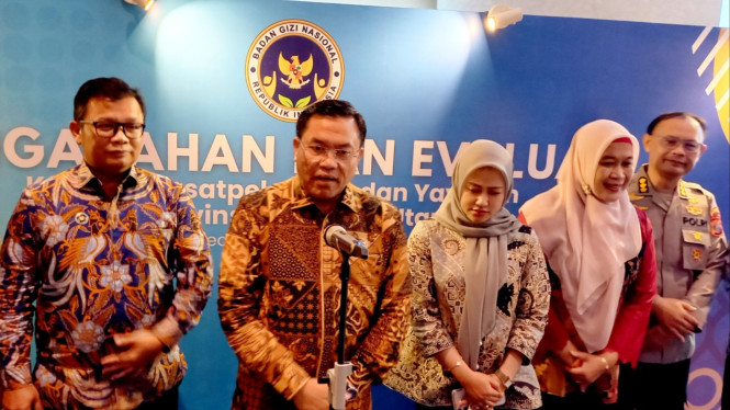 Wakil Kepala BGN, Irjen Pol. Sony Sanjay (tengah).