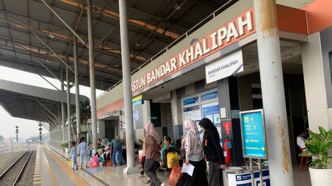 Stasiun Bandar Khalipah.
