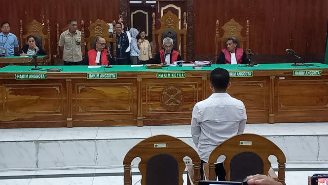 Amsal Christy Sitepu saat jalani sidang di PN Medan.