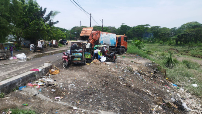 TPS Sementara di kawasan Kanal, Kecamatan Medan Johor.