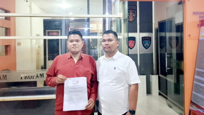 Seorang pengusaha melaporkan oknum penyidik Polres Batubara ke Propam Mabes Polri dan Polda Sumut.