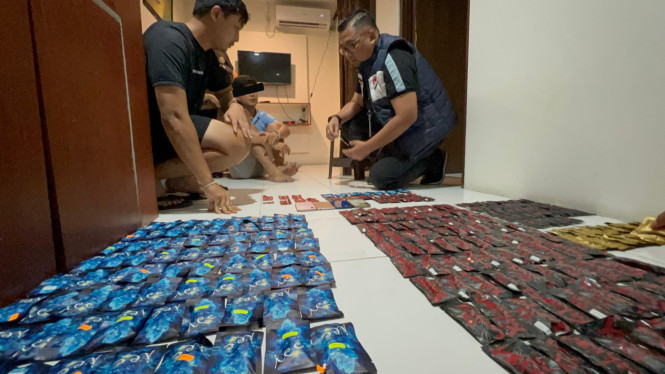 Dua Kamar Apartemen di Medan Jadi Gudang Vape Narkoba.