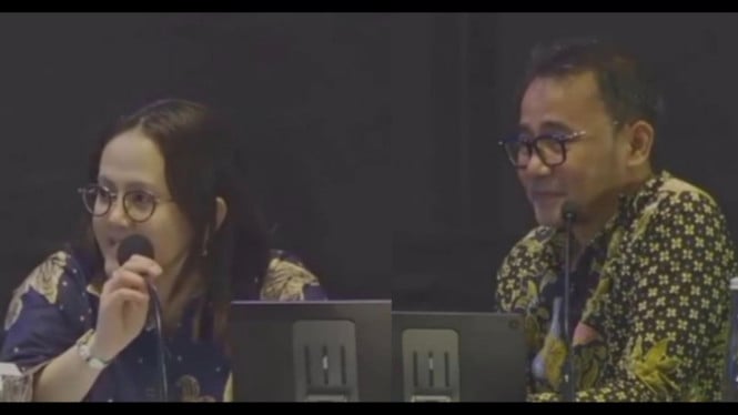 Dewan juri Lomba Cerdas Cermat 4 Pilar tingkat Provinsi Kalimantan Barat menyalahkan jawaban benar peserta.