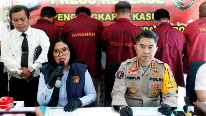 Direktur Reserse PPA/PPO Polda Sumut Kombes Pol. Kristinattara Wahyuningrum (kiri).
