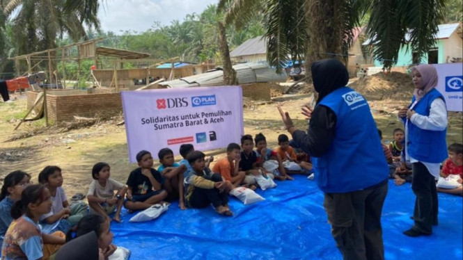 Bank DBS Indonesia salurkan bantuan kemanusiaan untuk bencana di Aceh dan Sumbar.