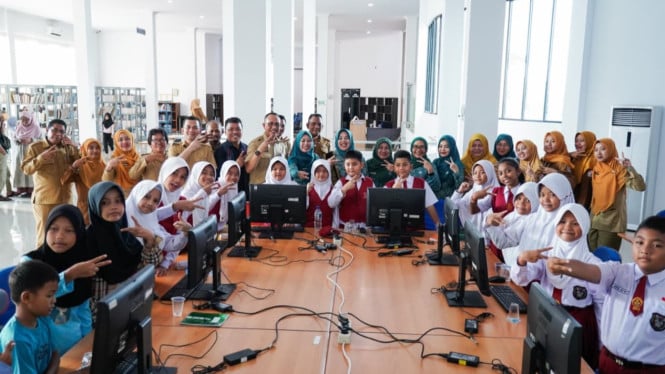 Pelajar di Deli Serdang Kini Bisa Menikmati Program Belanjar Bahasa Inggris dan Komputer Gratis