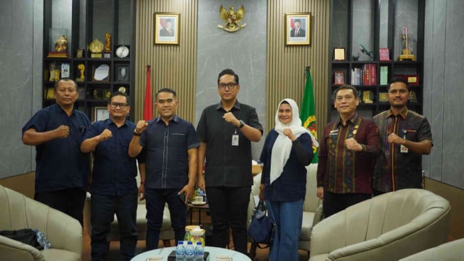 Wali Kota Medan, Rico Waas saat menerima audiensi Pengurus Wartawan Pemko Medan (PWPM).