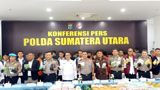 Polda Sumut gelar konferensi pers ungkapan narkoba pada semester I tahun 2026.