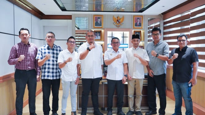 Wakil Wali Kota Medan, H. Zakiyuddin Harahap, menerima audiensi dari Sultan Deli ke-14, Sultan Mahmud Aria Lamantjiji Perkasa Alam Shah.