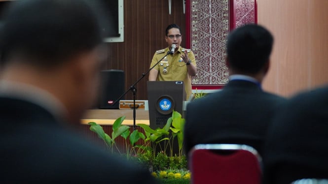 Walikota Medan, Rico Waas.