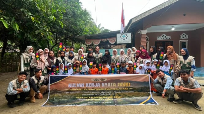 Pentingnya Keselamatan Sejak Dini, Mahasiswa KKN UINSU Beri Penyuluhan Lalu Lintas di RA Wahyu Abadi Simalungun