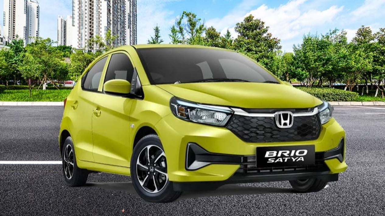 Honda Brio Satya mobil bekas irit nilai jualnya stabil.
