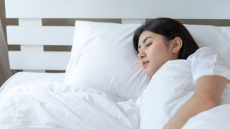 Ilustrasi Tidur Menyamping