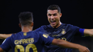 Selebrasi Cristiano Ronaldo usai cetak gol ke gawang Al Hazm. Selebrasi Cristiano Ronaldo usai cetak gol ke gawang Al Hazm.