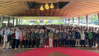 Foto bersama usai pelantikan PPS se-Kabupaten Kuningan. Foto bersama usai pelantikan PPS se-Kabupaten Kuningan.