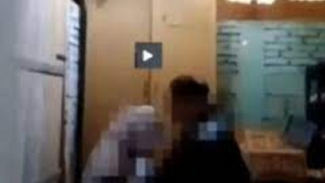 Tangkapan layar adegan Video Syur Siswi di Gorontalo. Tangkapan layar adegan Video Syur Siswi di Gorontalo.