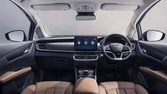 Interior mobil listrik BYD M6. Interior mobil listrik BYD M6.