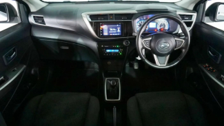 Interior mobil Daihatsu Sirion Tipe X.