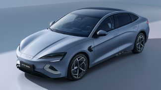 Mobil sedan BYD Seal, kendaraan listrik asal China.