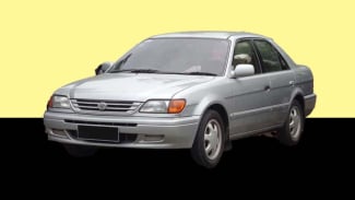 Mobil Sedan Toyota Soluna 2000. Mobil Sedan Toyota Soluna 2000.