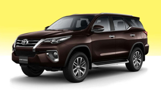 Mobil sport SUV bekas Toyota Fortuner 2018.