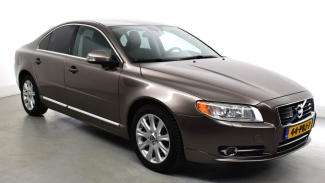 Volvo S80 mobil Swedia yang disebut mobil Menteri di Indonesia. Volvo S80 mobil Swedia yang disebut mobil Menteri di Indonesia.