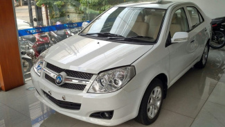Geely MK2 2011. Geely MK2 2011.