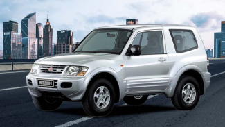Mitsubishi Pajero IO (2000-2005). Mitsubishi Pajero IO (2000-2005).