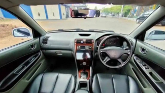 Mitsubishi Galant Hiu. Mitsubishi Galant Hiu.