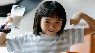 Rahasia Otak Cerdas Anak! Ini 6 Superfood yang Direkomendasikan Dokter