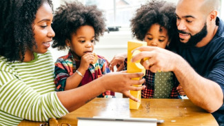 Anak Lebih Banyak di Rumah? Manfaatkan Jadi Momen Golden Parenting