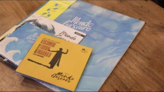 Mondo Gascaro, Desir Ombak dan Irama dalam Album Rajakelana