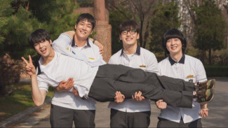 The First Ride, Persahabatan 24 Tahun dalam Film Komedi Kang Ha-neul & Cha Eun-woo