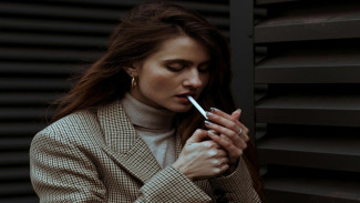 Anak Sering Batuk? Bisa Jadi Bukan Flu, Tapi Efek Asap Rokok di Sekitarnya!