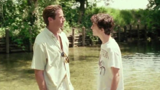 Dari Macho ke Melankolis, Membaca Maskulinitas Afektif di Call Me by Your Name