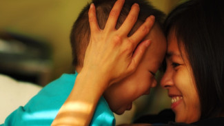 Ketenangan Diri Kita Kunci Menenangkan Anak Tantrum