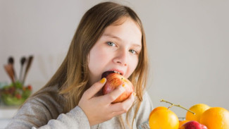 5 Tips Menghadapi Anak yang Suka Pilih Pilih Makanan