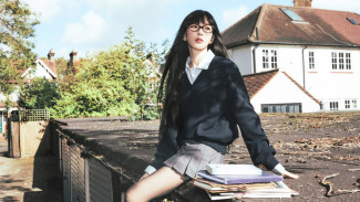 Bernyanyi atau Bercerita? Playlist Taeyeon Saat Dunia Terasa Sepi