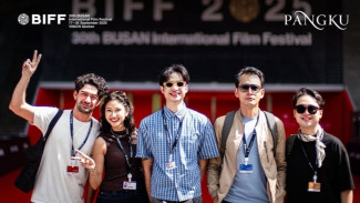 Pangku, Debut Reza Rahadian Jadi Sutradara yang Mengangkat Kisah Tentang Perempuan Pantura di Panggung Internasional